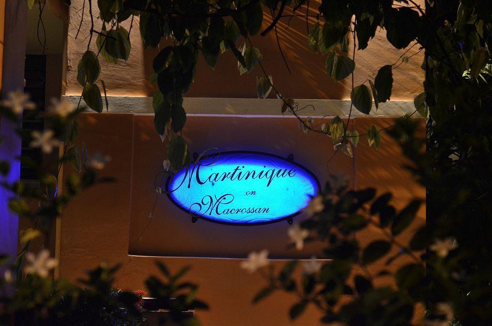 Martinique On Macrossan Aparthotel Port Douglas Eksteriør bilde