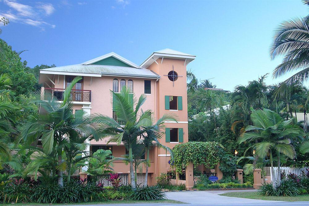 Martinique On Macrossan Aparthotel Port Douglas Eksteriør bilde